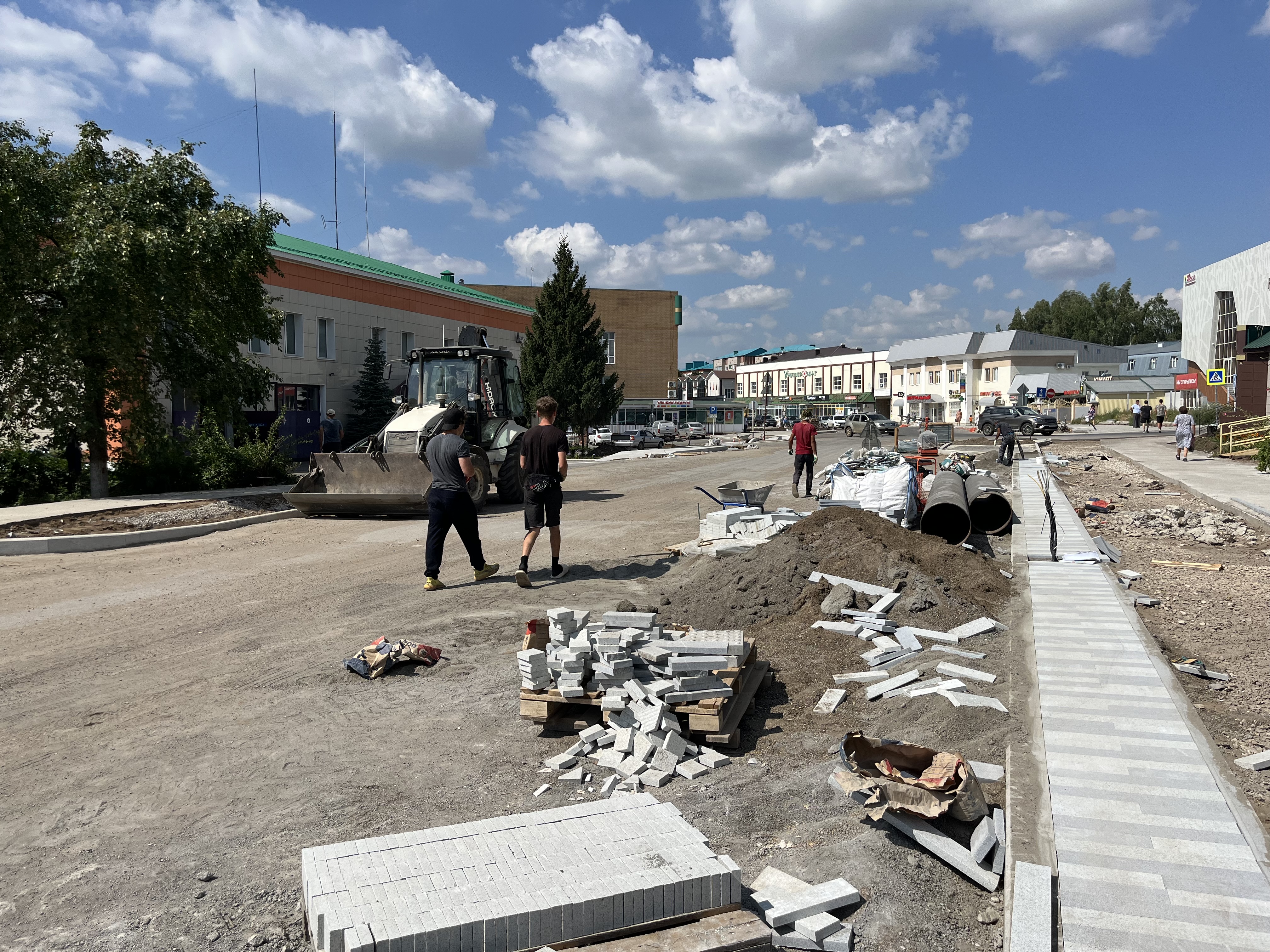  Уңайлы, матур һәм заманча киңлек барлыкка килсен өчен, шәһәр халкына бераз сабырлык кирәк.