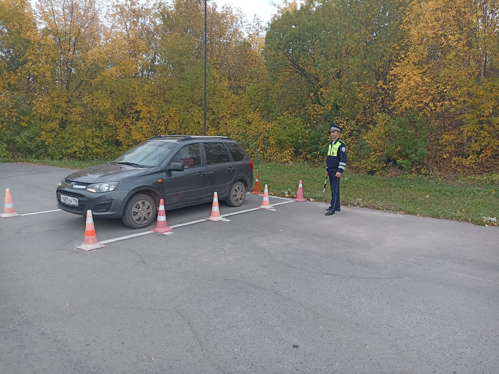 В Кукморе прошел конкурс автомастерства, посвященный Международному дню пожилых людей