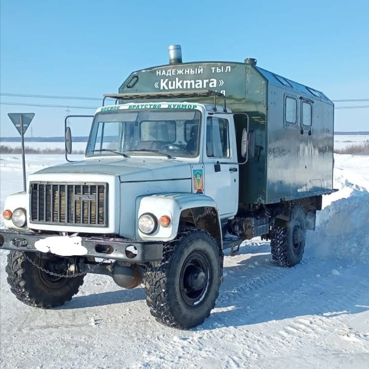 Кукморское Боевое братство отправило в зону СВО очередную баню на колесах и около 400 тонн гуманитарного груза