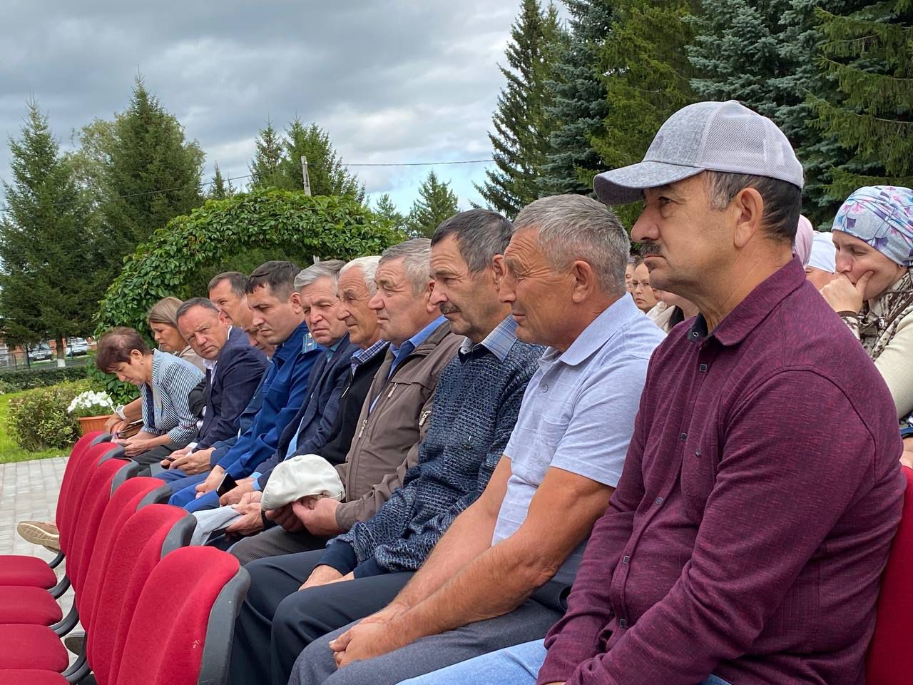 В новом формате прошел сход граждан в Большесардекском сельском поселении