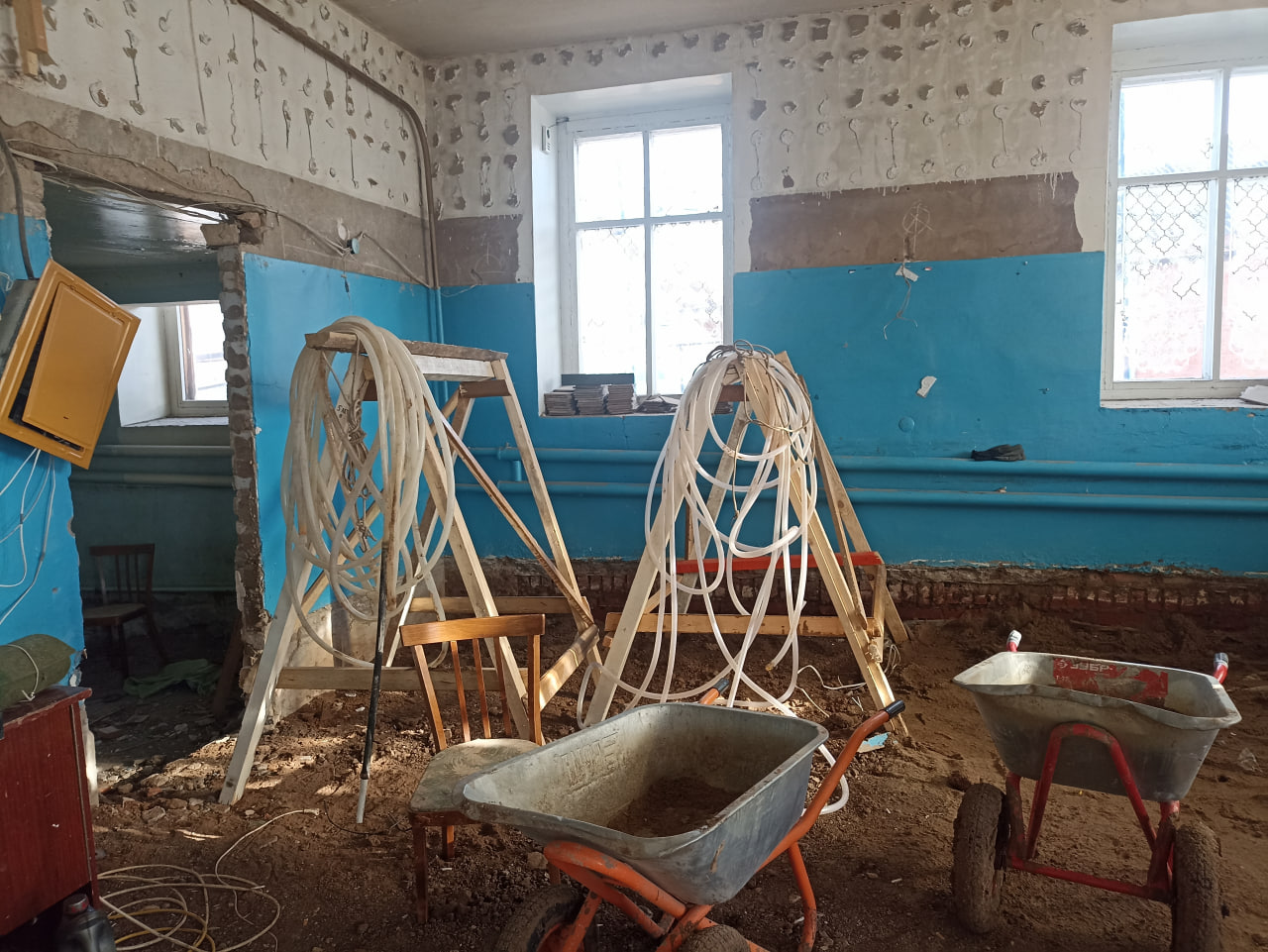 В селе Балыклы Кукморского района ведется масштабный ремонт сельского клуба