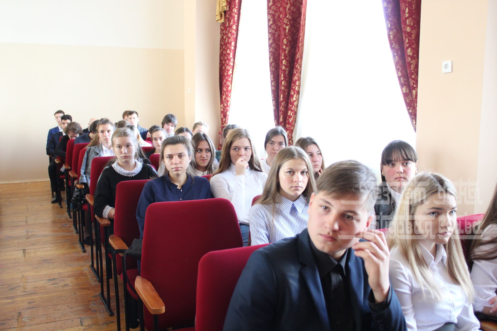 Фото: Римма Ратникова провела парламентский урок для школьников Кукмора