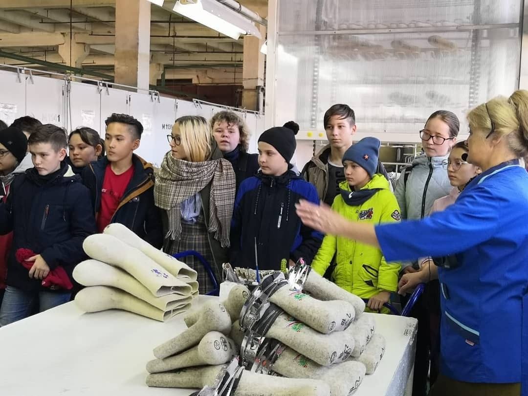Фото: Школьники посетили Кукморский валяльно-войлочный комбинат