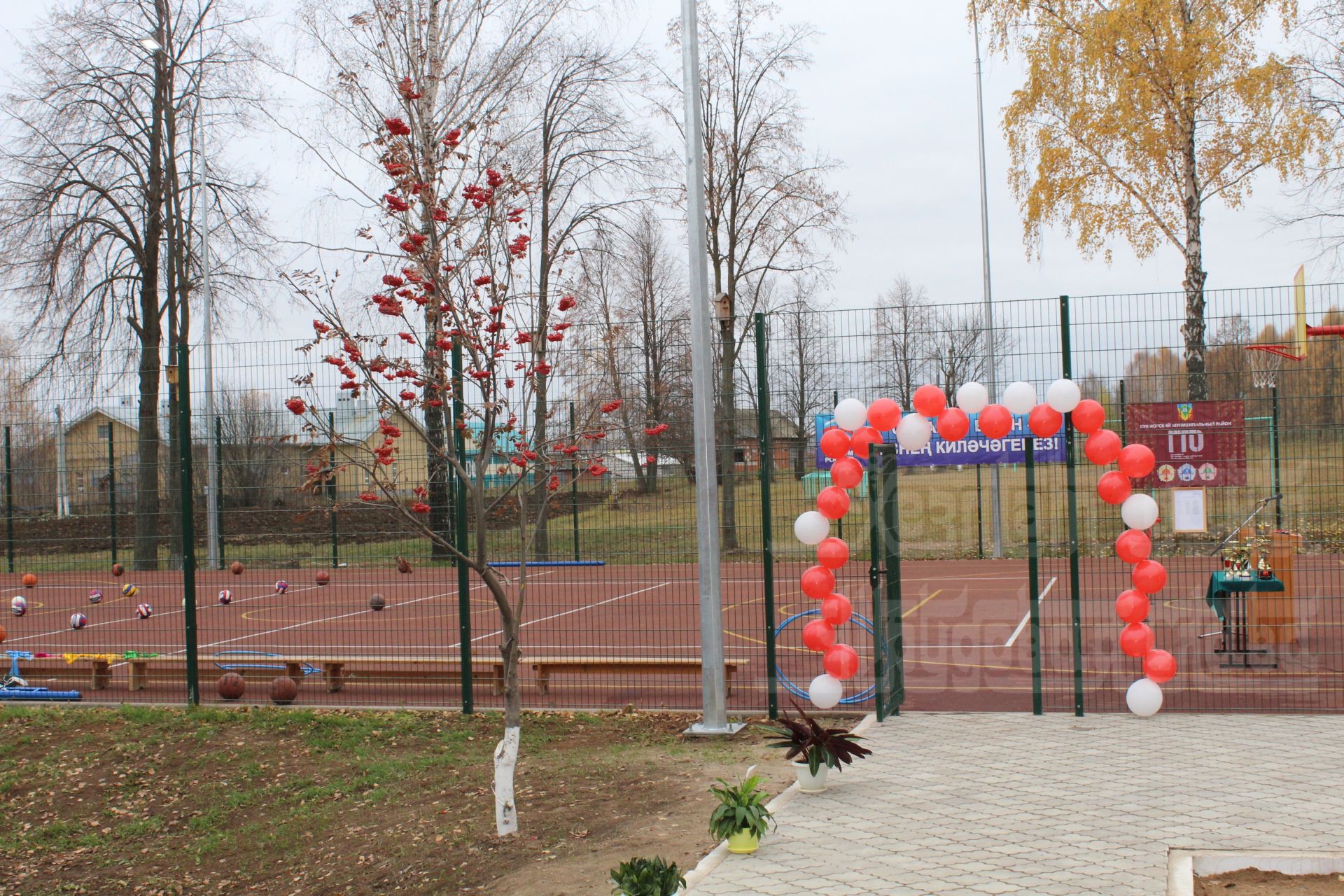 Фоторепортаж: В Кукморском районе открылись сразу две спортплощадки