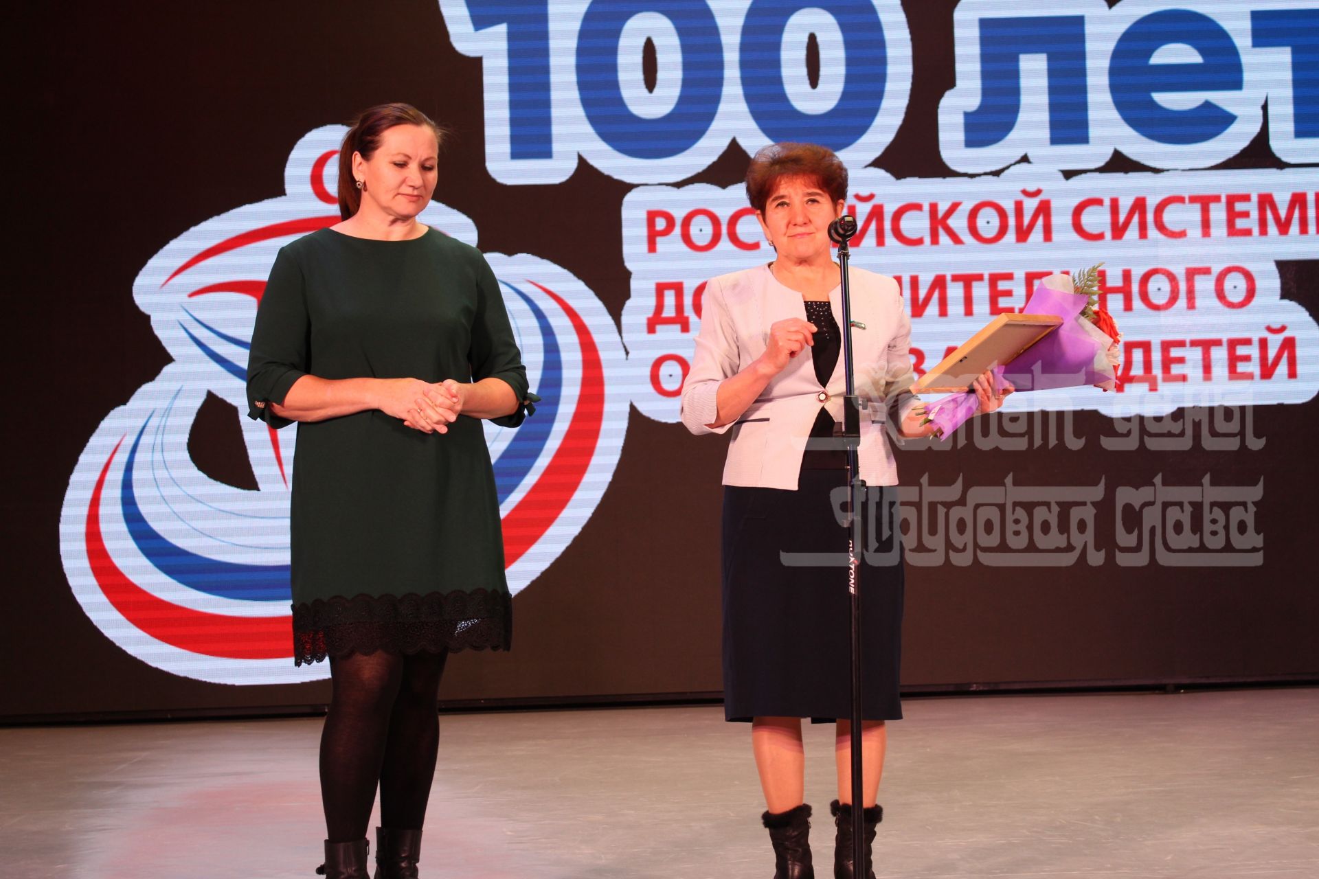 Фото: Кукмарада Россиядә балаларга мәктәпкәчә өстәмә белем бирү системасы оешуның 100 еллыгы уңаеннан бәйрәм үткәрелде
