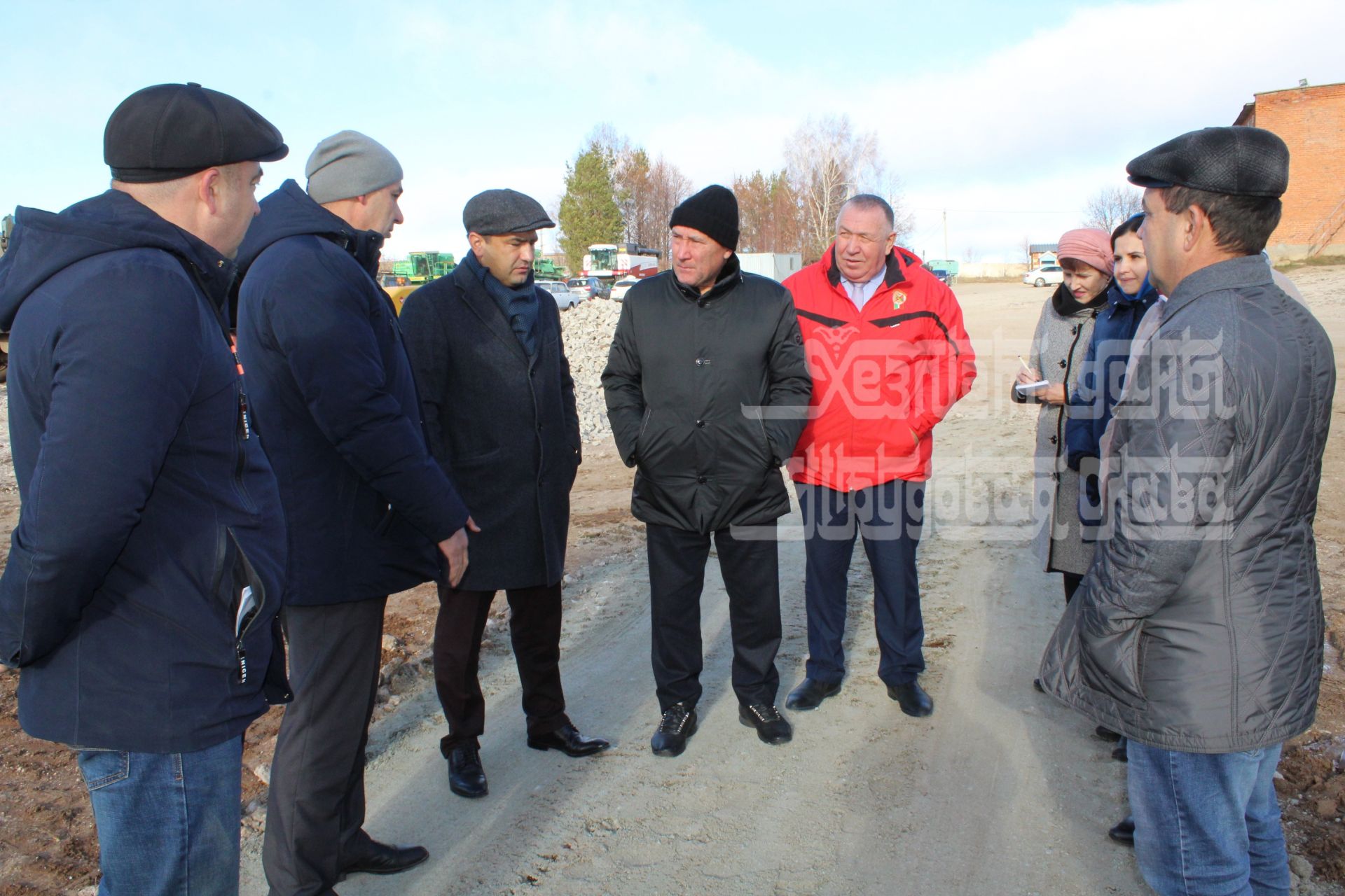 Фоторепортаж: Марат Әхмәтов Кукмара авыл хуҗалыгы кулланучылар кооперативларының эшчәнлеге белән танышты