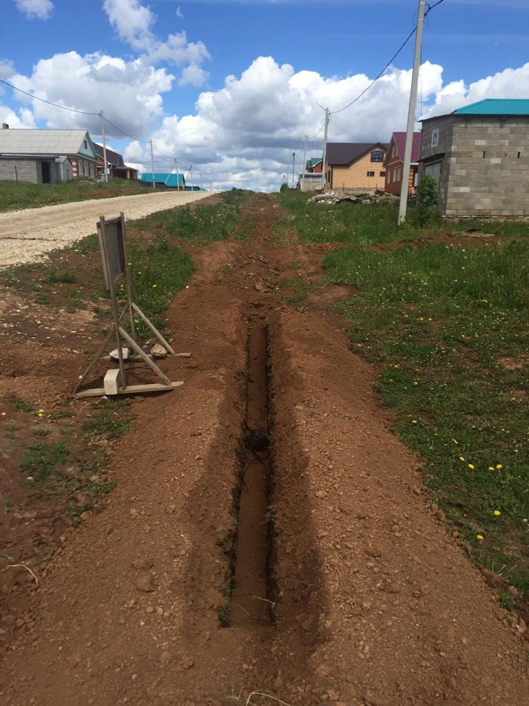 Проблемы дорог в Кукморе: Одни строят, другие ломают