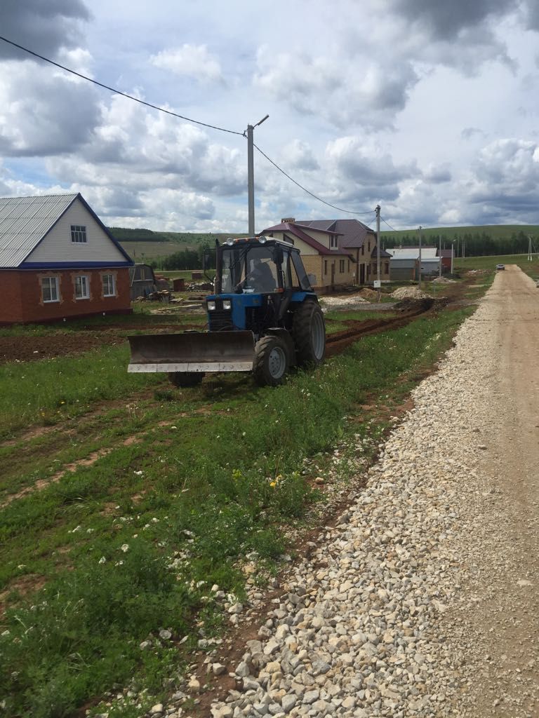 Проблемы дорог в Кукморе: Одни строят, другие ломают