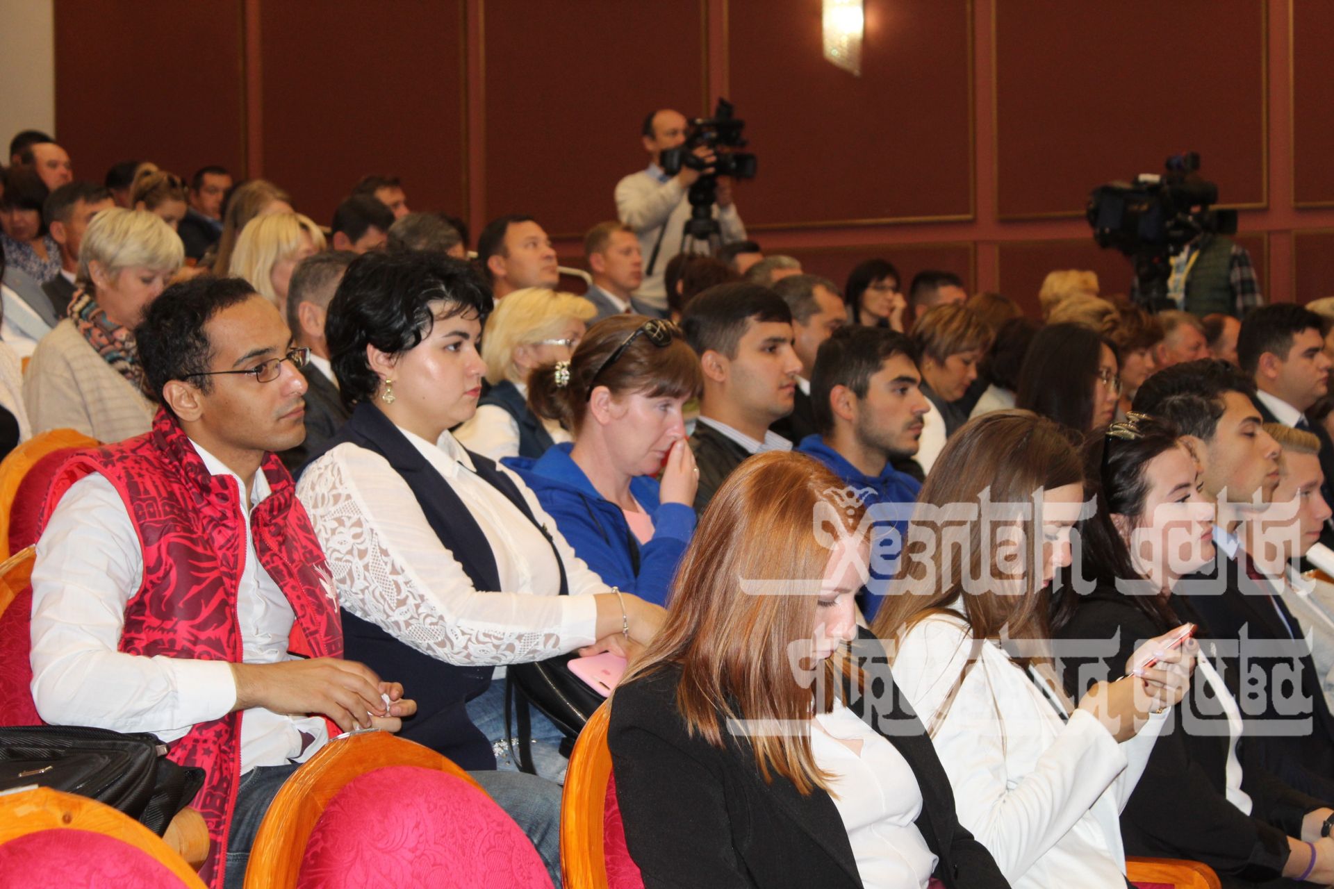 Фоторепортаж: В Кукморе состоялось выездное заседание Совета Ассамблеи народов