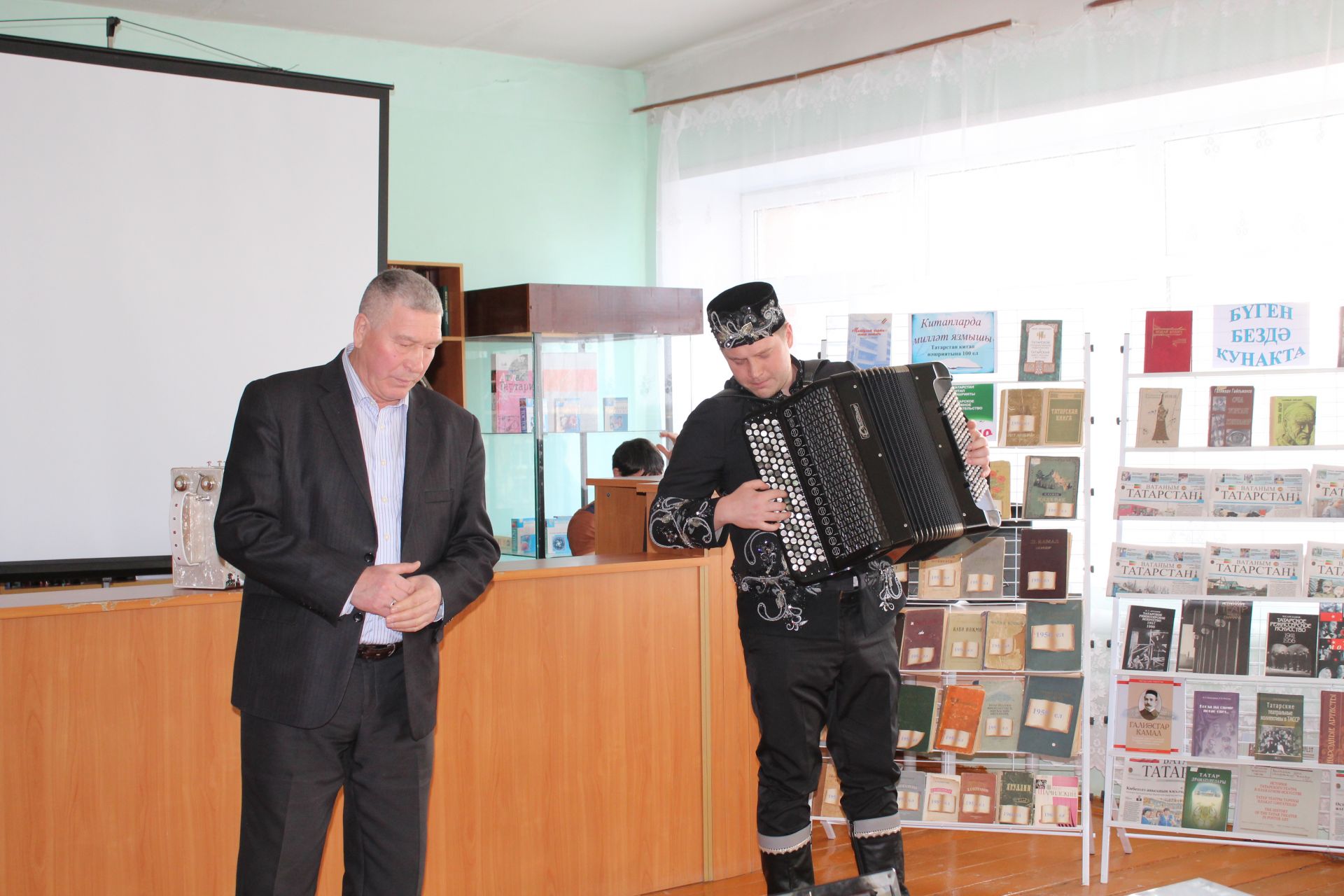 В Кукморе прошел «Праздник чтения» в честь 100–летия Татарского книжного издательства
