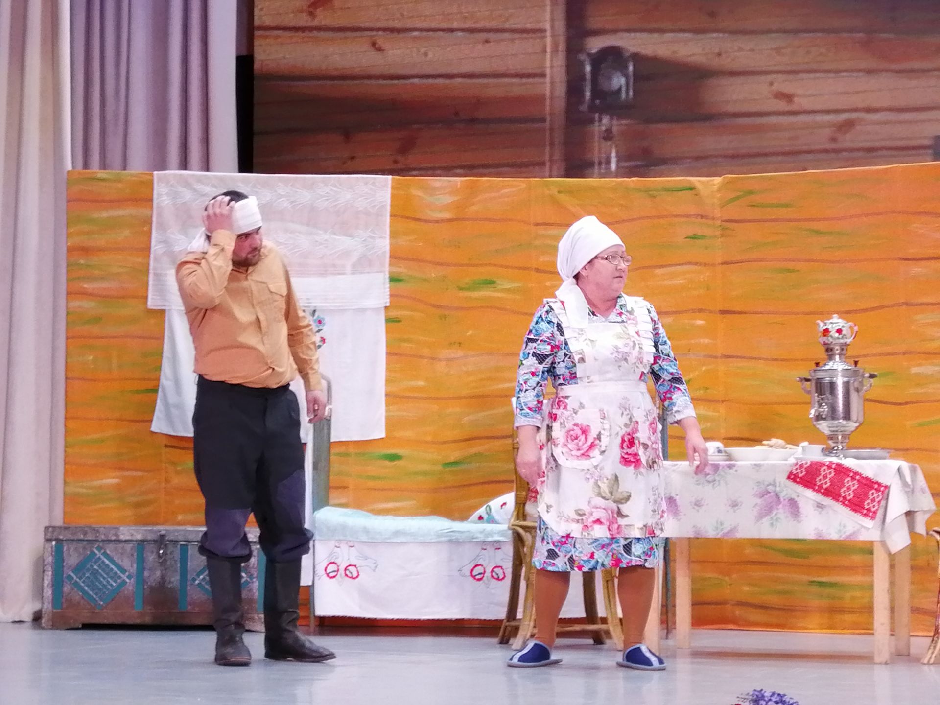 Самодеятельные актеры Сардекбашского сельского поселения представили спектакль «Недотепа Гелюса»