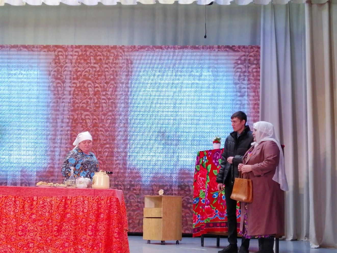 Самодеятельные артисты Ядыгерьского сельского поселения представили драму «Мэнгелек яра» Назипа Аминова