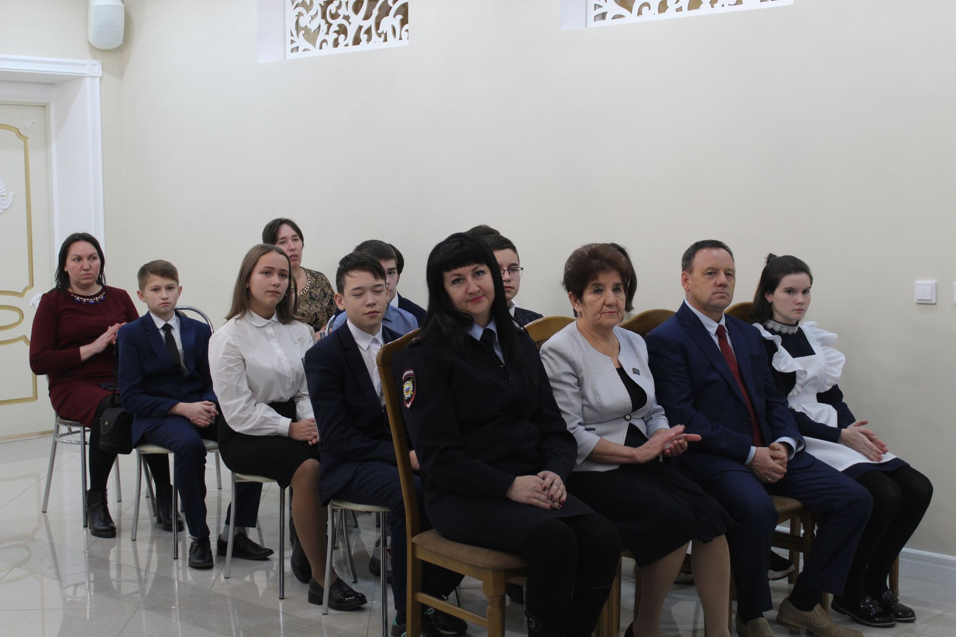 Кукмарада 12 яшь граждан тантаналы шартларда паспортлар алды