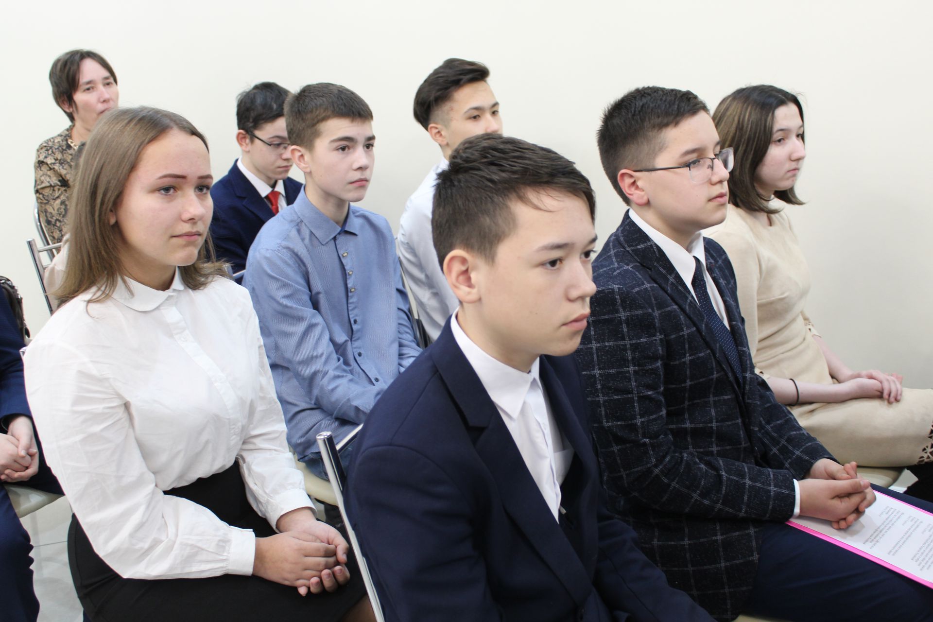 Кукмарада 12 яшь граждан тантаналы шартларда паспортлар алды