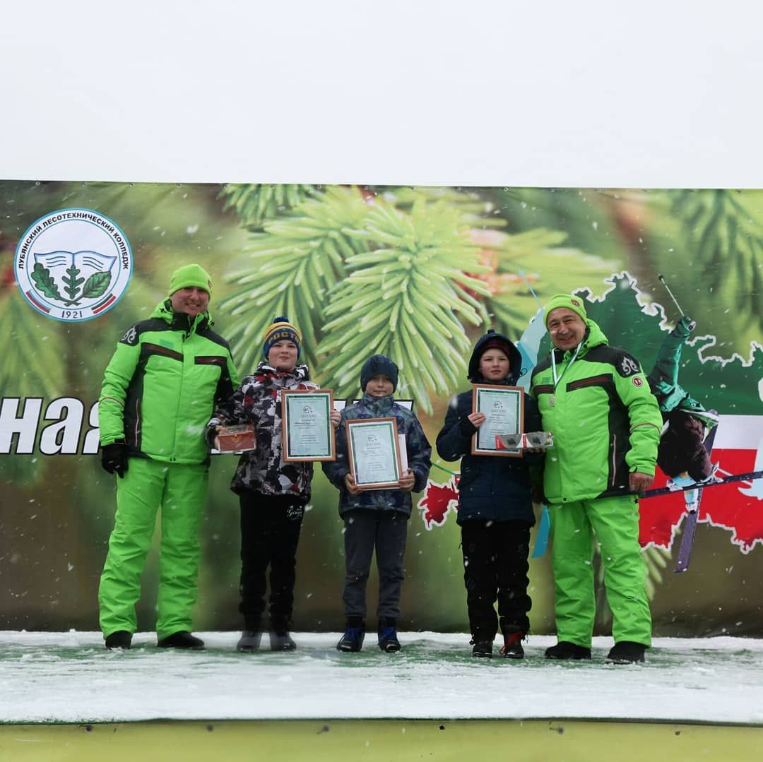 В Лубянах состоялась зимняя спартакиада «Лесная лыжня – 2019»