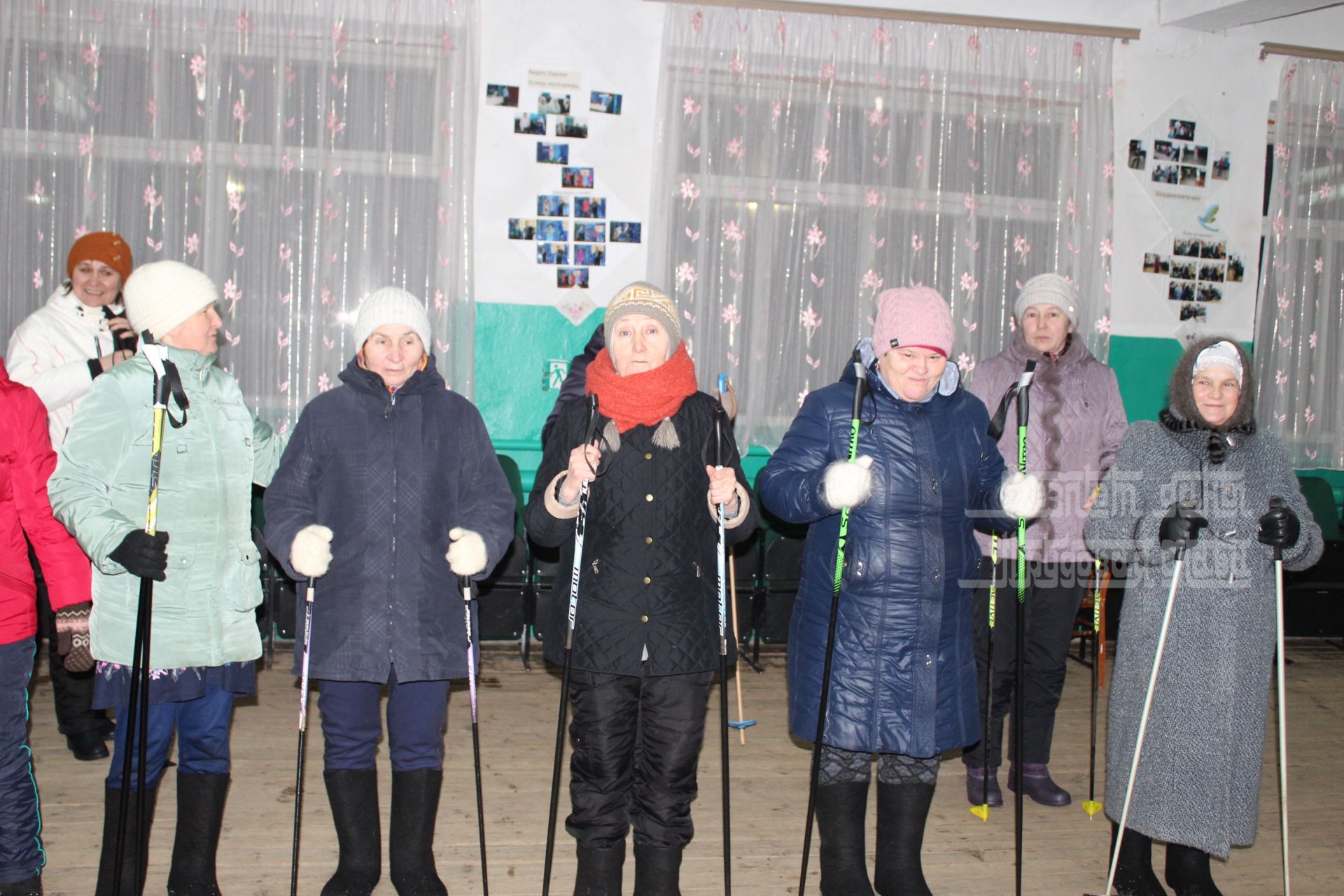 В Кукморе набирает популярность ходьба с палками