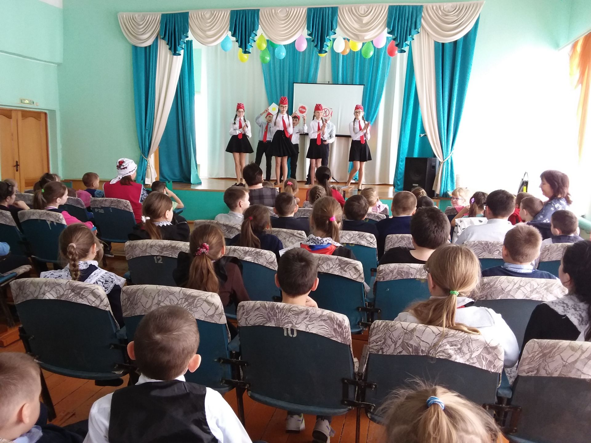 Кукморские ЮИДовцы провели агитационно-профилактические мероприятия в образовательных учреждениях