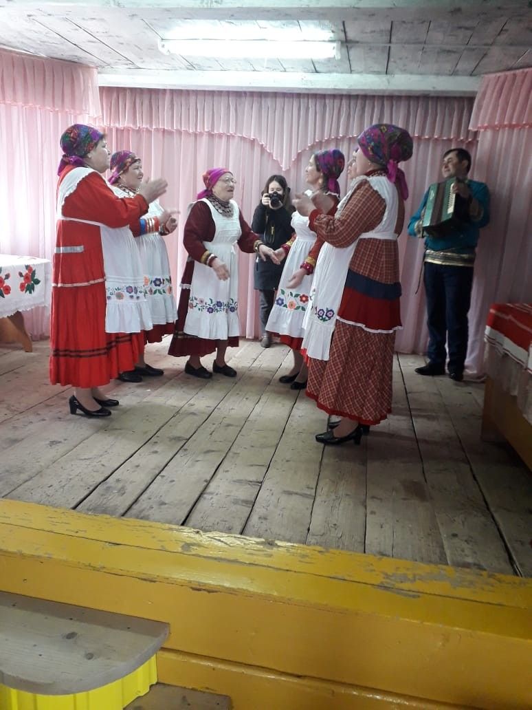 Анфиса Егорова: Участников ансамбля "Тиндэшлэр" объединила любовь к кряшенско народной песне