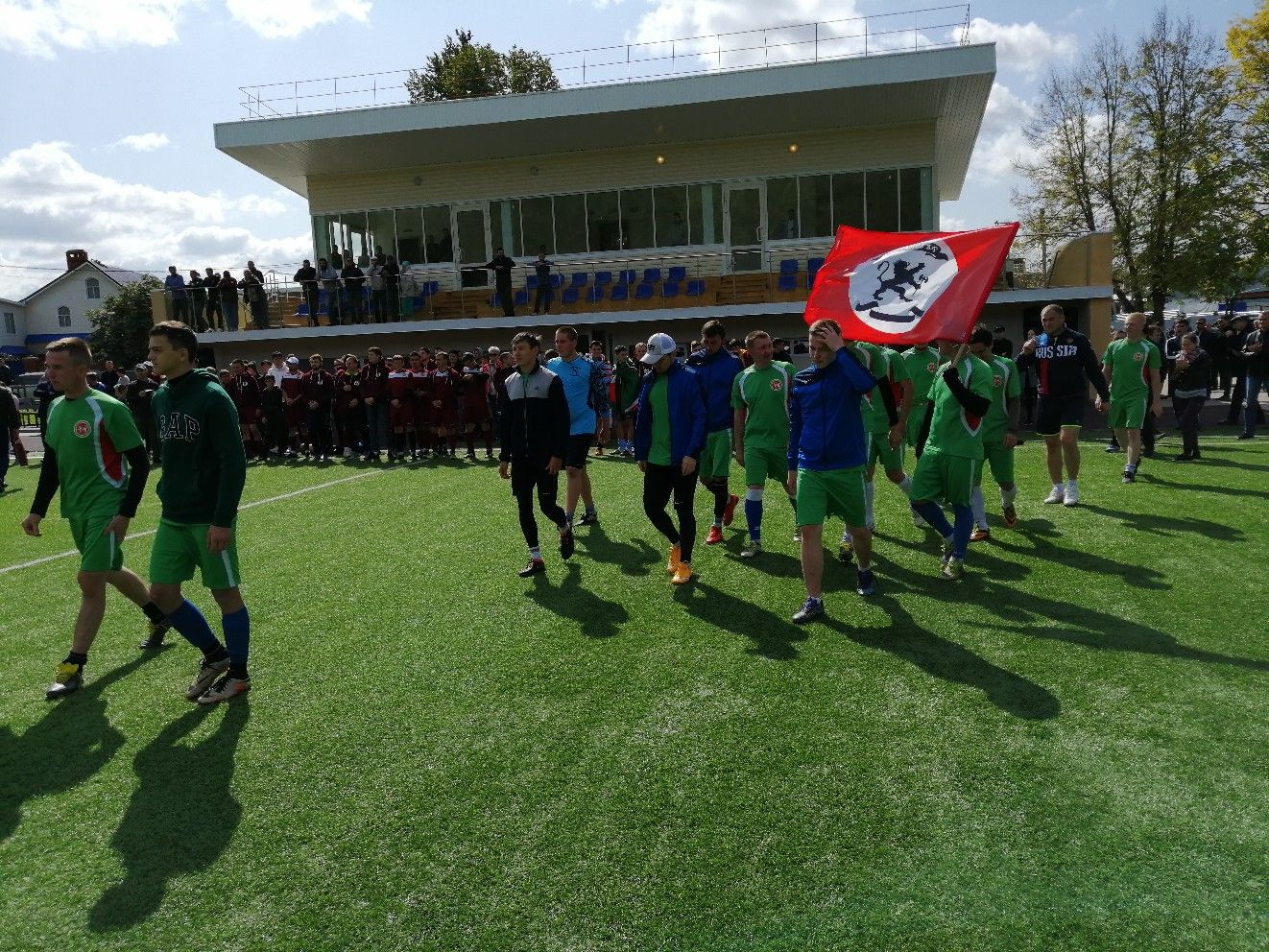 Кукморская команда "Степана Разина" завоевала главный трофей турнира по футболу на "Кубок Мухметшина"