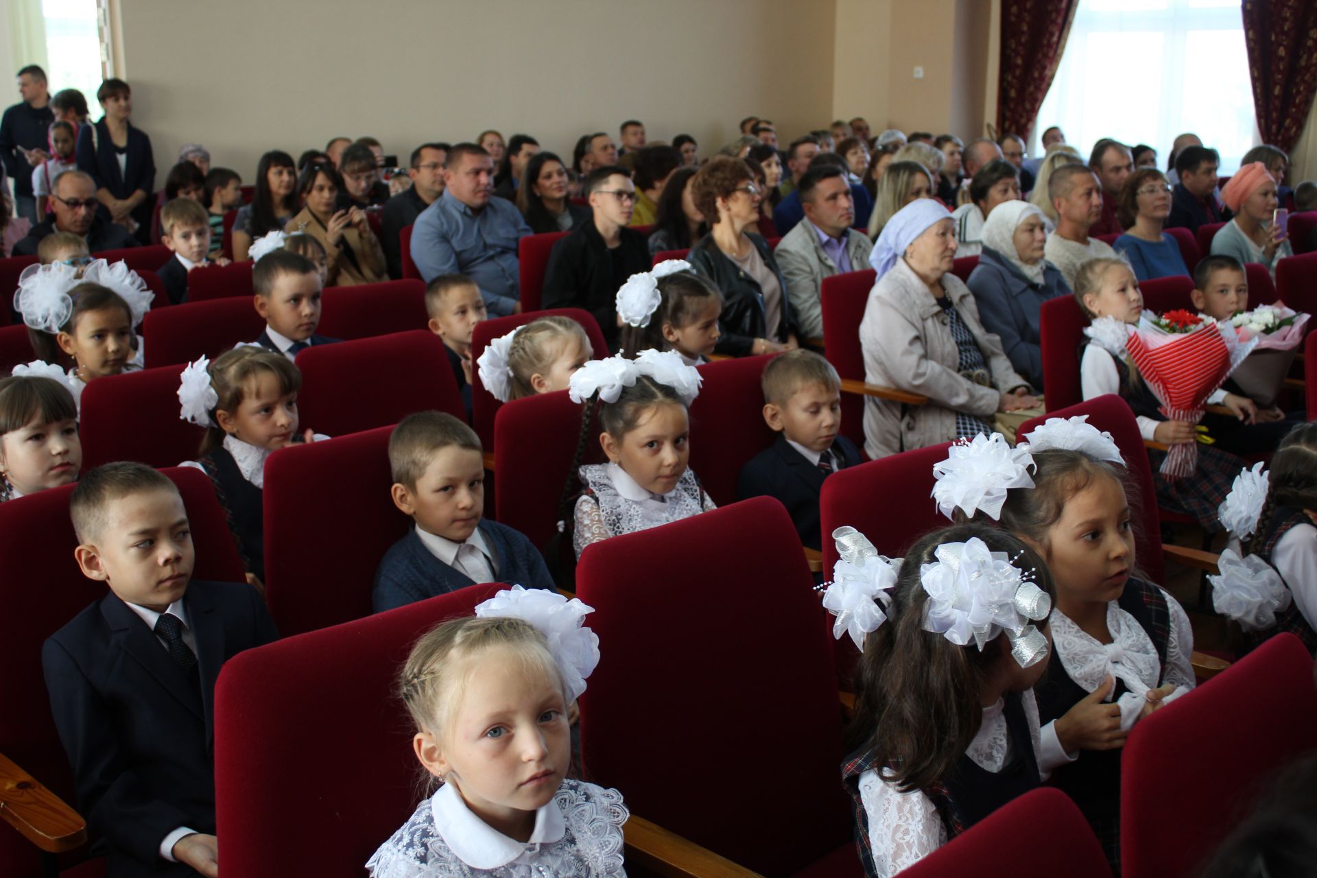 В школах Кукморского района прошли торжественные линейки по случаю Дня знаний