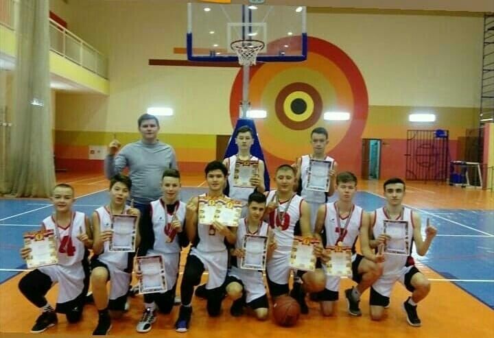 Кукморская команда выиграла турнир по баскетболу в Арске