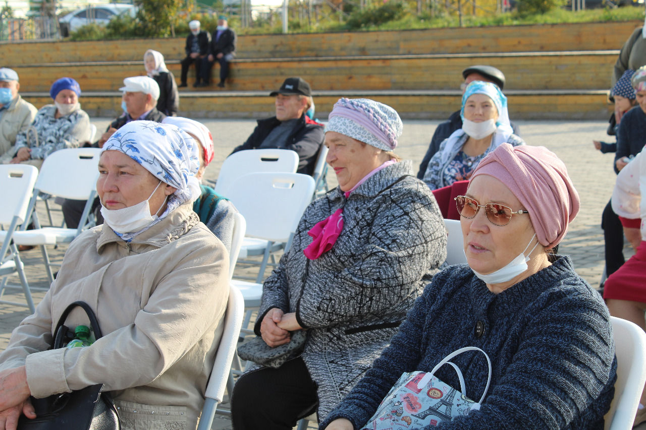 В Кукморе для пожилых людей провели праздничное мероприятие