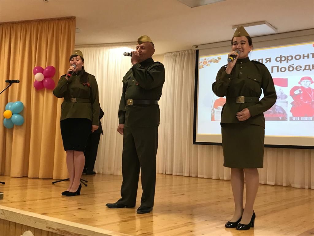 Кукморскому району торжественно передали книгу «Татарстан: все для фронта, все для Победы!1941–1945»