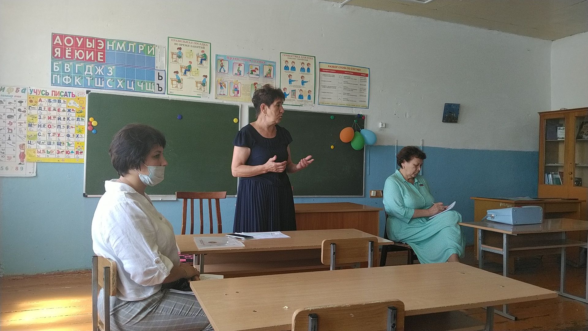 ТР Дәүләт Советы депутаты Римма Ратникова Камышлыда яшәүчеләр белән башлангыч мәктәп ябылу мәсьәләсе буенча очрашты
