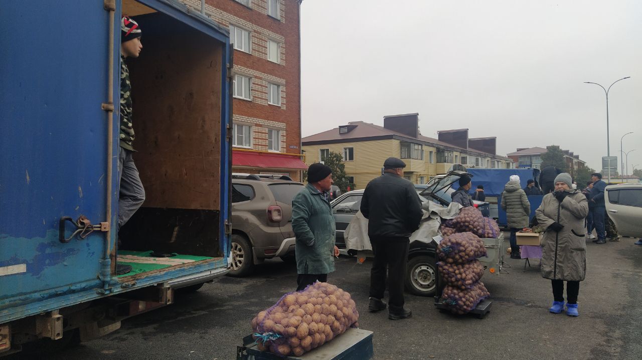 В Кукморе прошла ярмарка, посвященная Международному дню пожилого человека