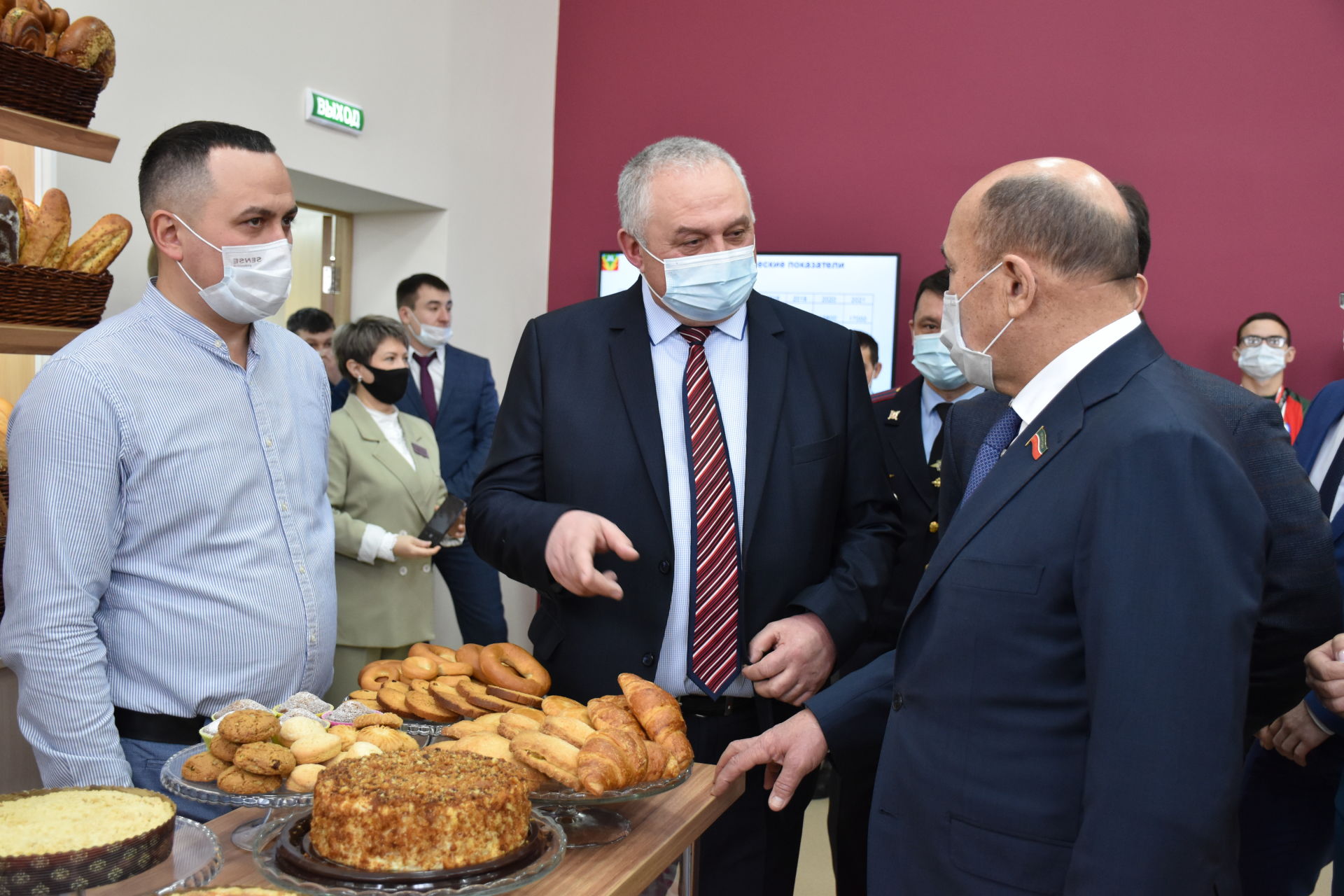 Татарстан Дәүләт Советы Рәисе урынбасары Марат Әхмәтов 4нче чакырылыш Кукмара район Советы утырышында катнашты