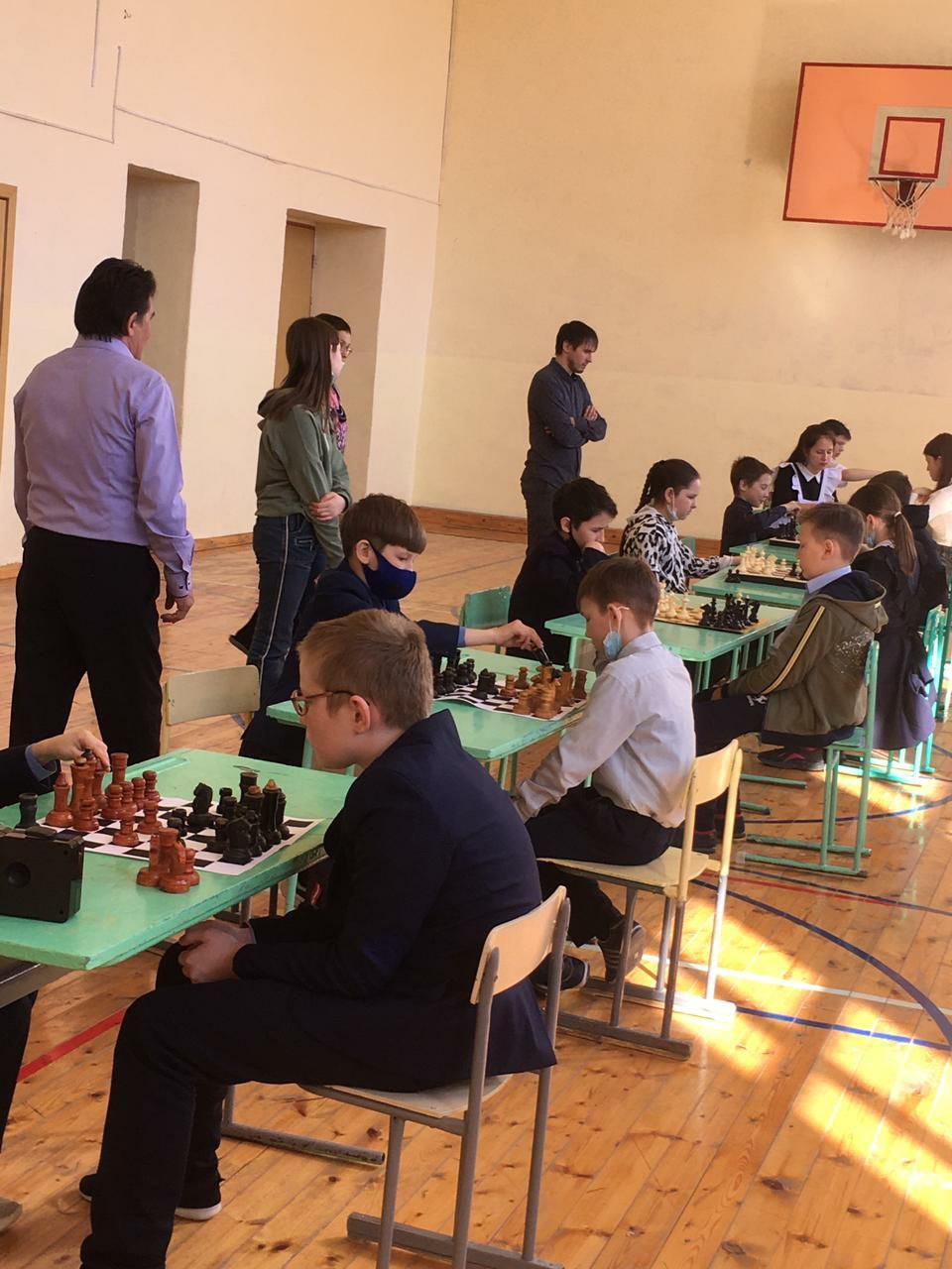 Түбән Өскебаш мәктәбендә Дамир Халиков истәлегенә шахмат турниры узды
