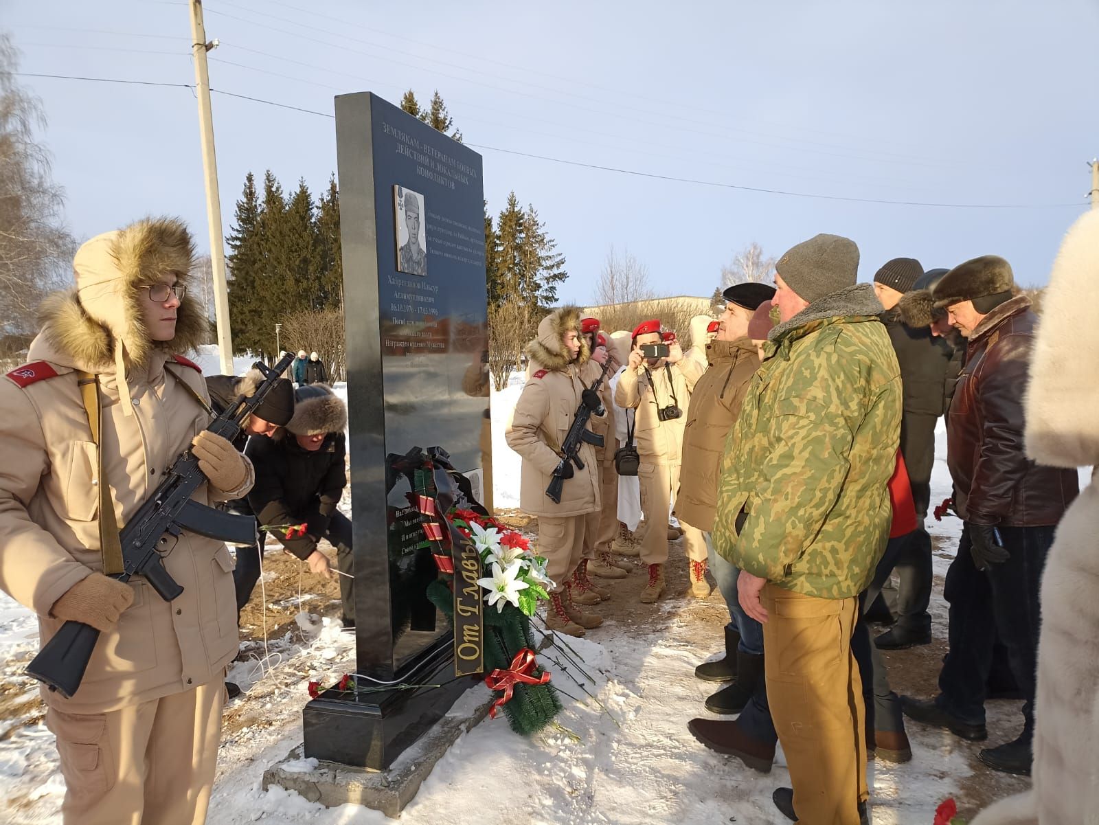 В Кукморском «Парке Победы» открыли памятник