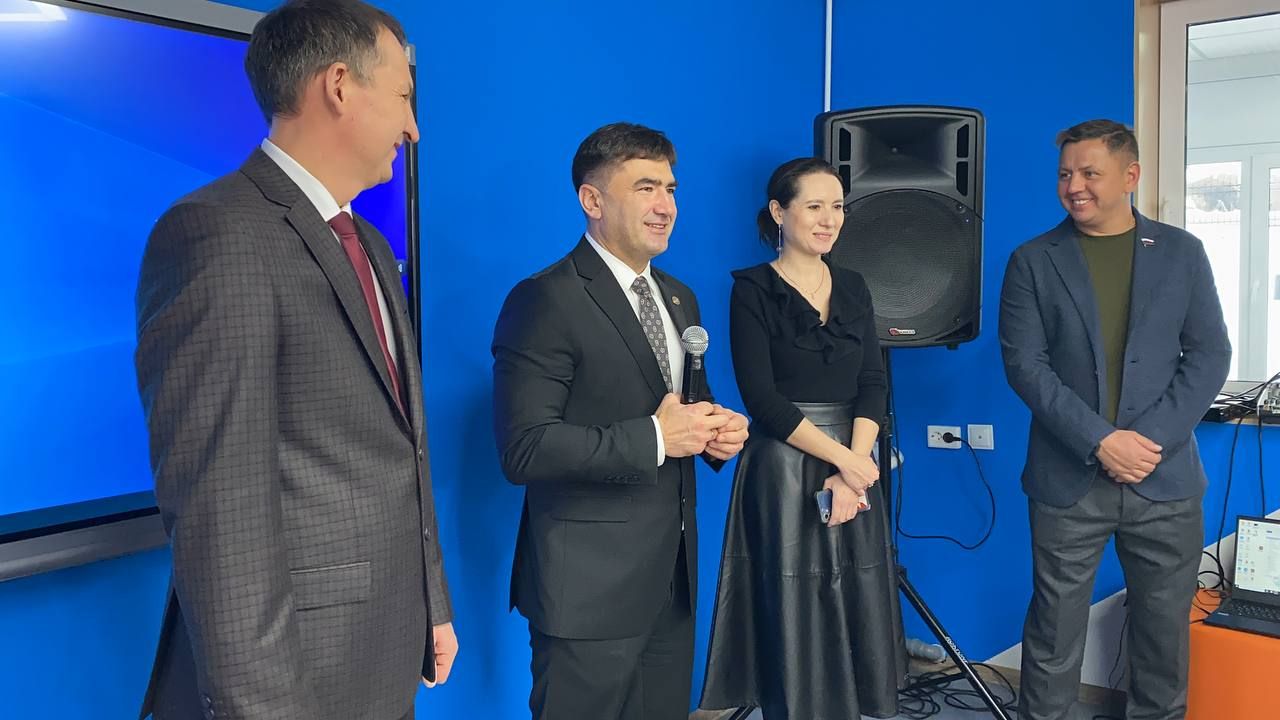 В Кукморе открыли центр «IT-Кукмор»