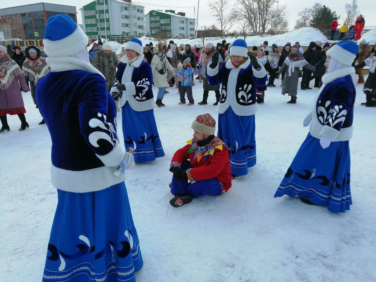 В Кукморе прошли масленичные гуляния