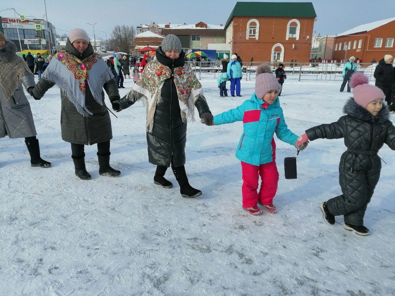 В Кукморе прошли масленичные гуляния