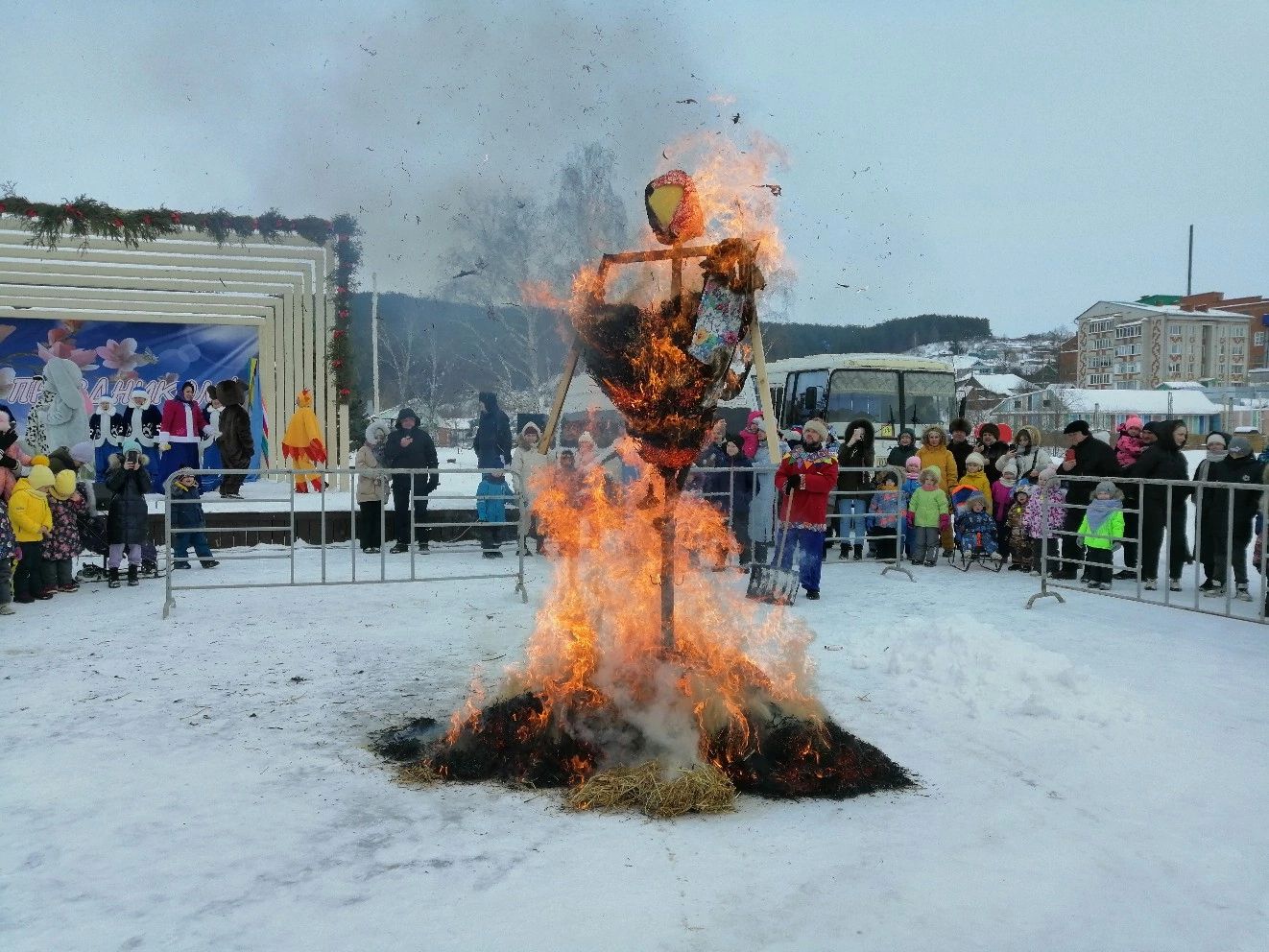 В Кукморе прошли масленичные гуляния