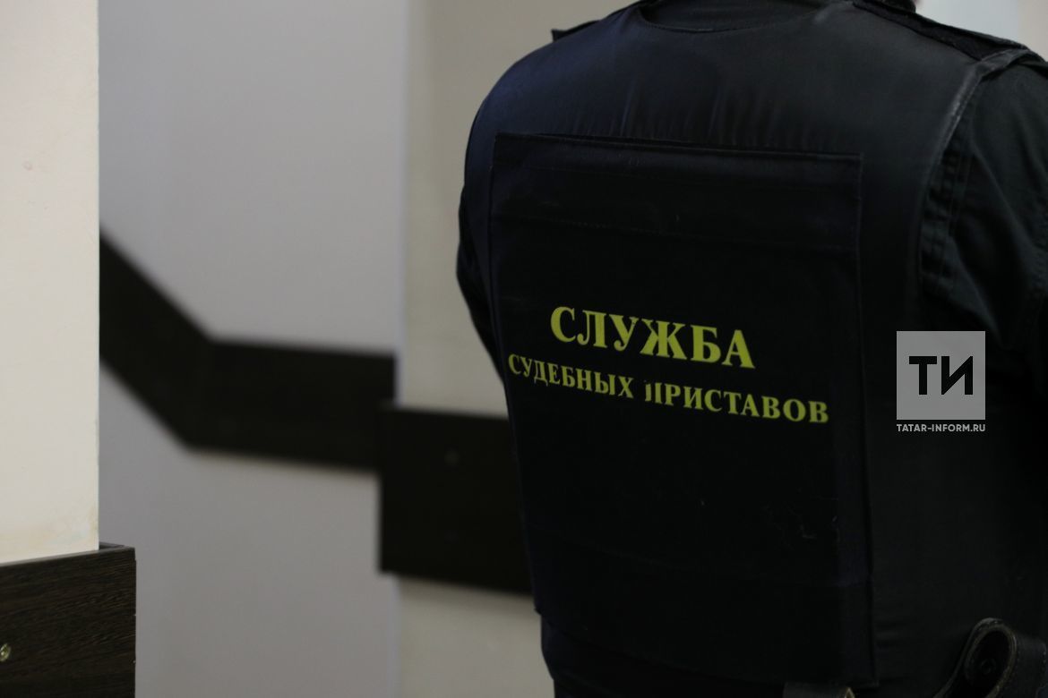 Более 63 тысяч татарстанцев не смогли выехать за границу из-за долгов