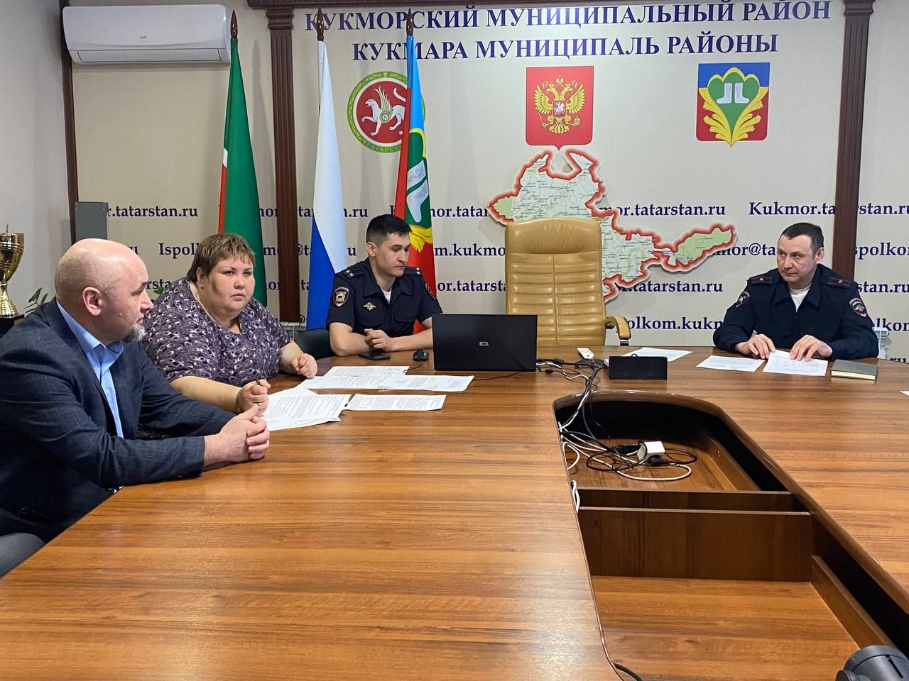 В Кукморе на заседании комиссии обсудили вопросы безопасности дорожного движения