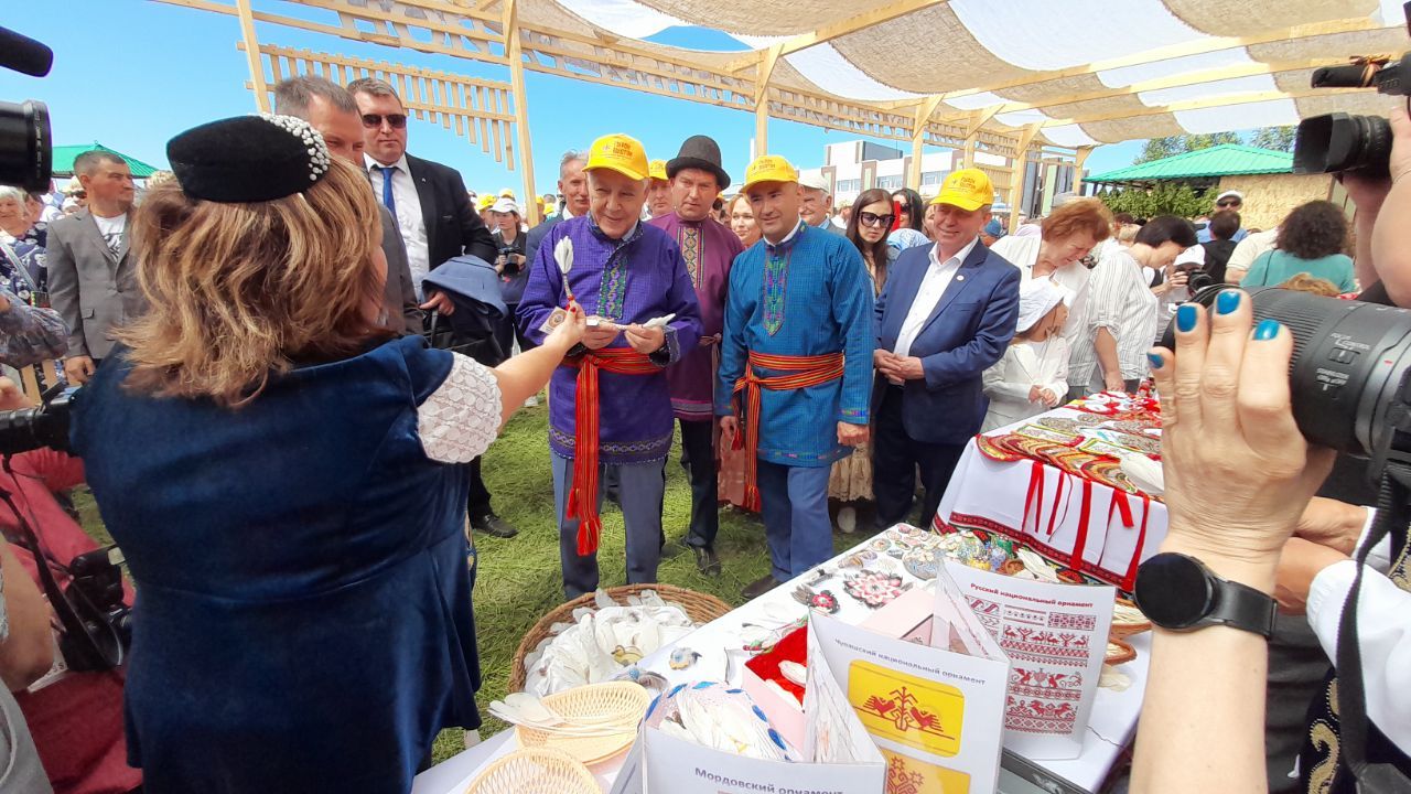 В селе Нырья нашего района проходит республиканский праздник удмуртской культуры «Гырон быдтон»