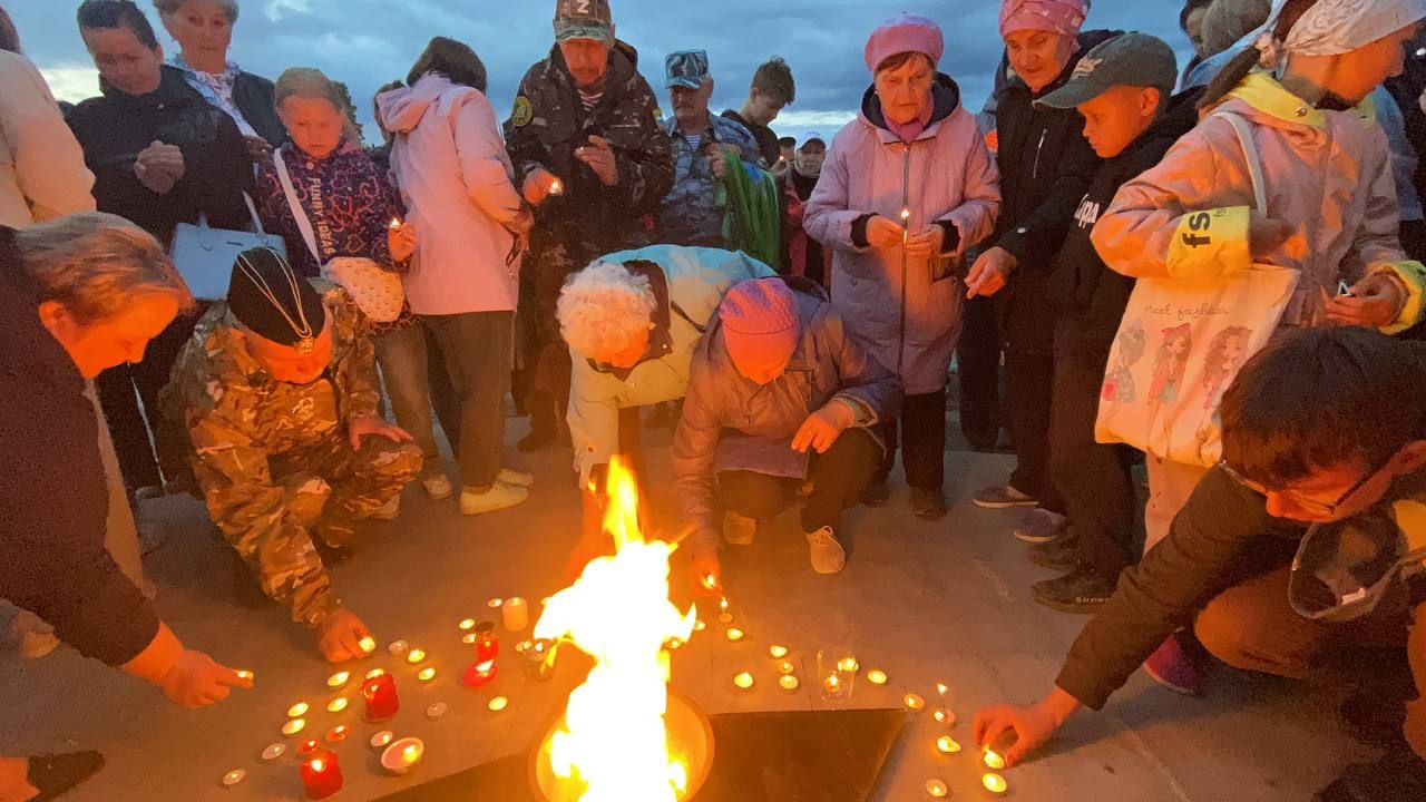 Кукморяне зажгли свечи в память о Великой Отечественной войне