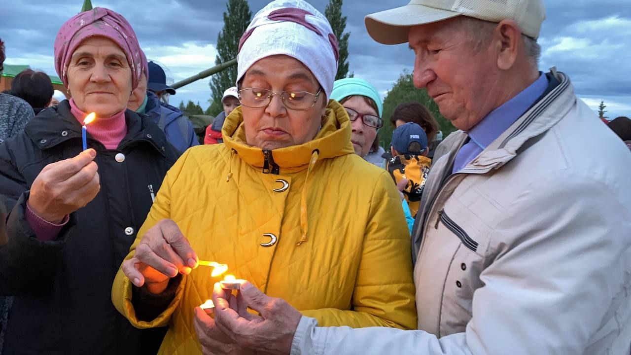 Кукморяне зажгли свечи в память о Великой Отечественной войне