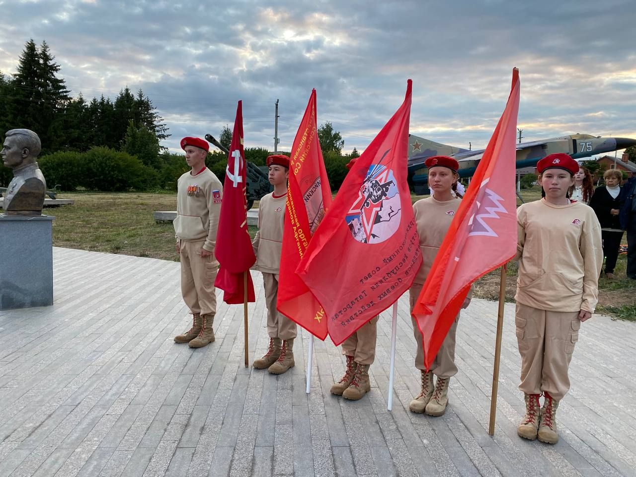 Кукморяне зажгли свечи в память о Великой Отечественной войне