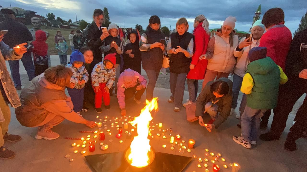 Кукморяне зажгли свечи в память о Великой Отечественной войне