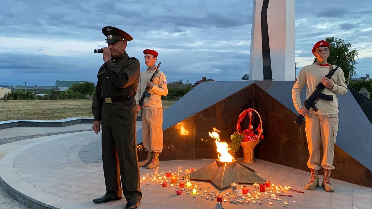 Кукморяне зажгли свечи в память о Великой Отечественной войне