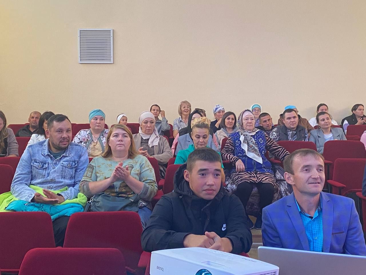 В Кукморском районе завершила работу Арт-резиденция «И к селу, и к городу»