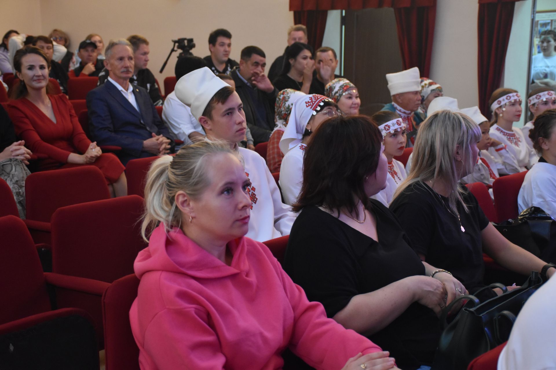 В Кукморском районе завершила работу Арт-резиденция «И к селу, и к городу»