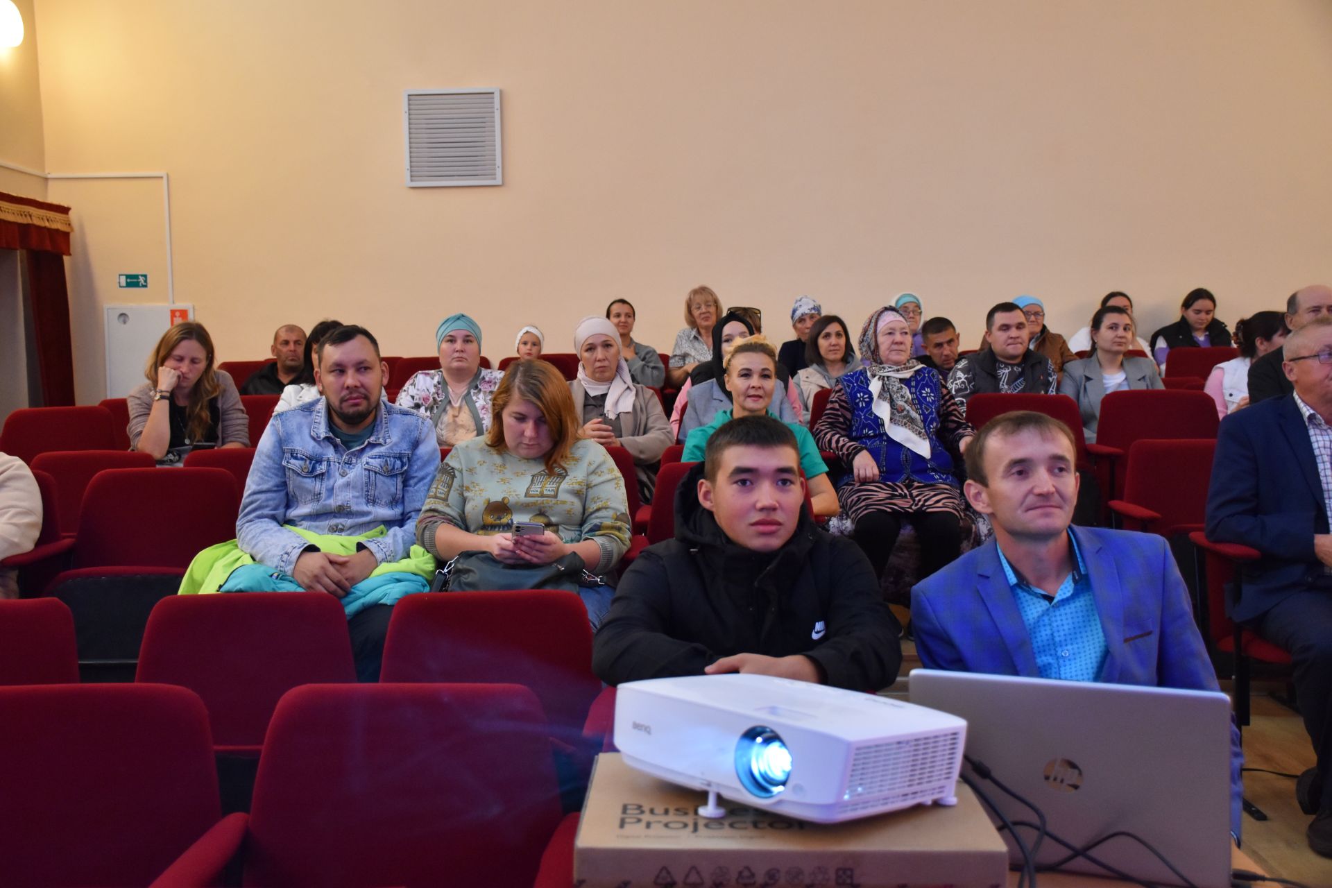 В Кукморском районе завершила работу Арт-резиденция «И к селу, и к городу»