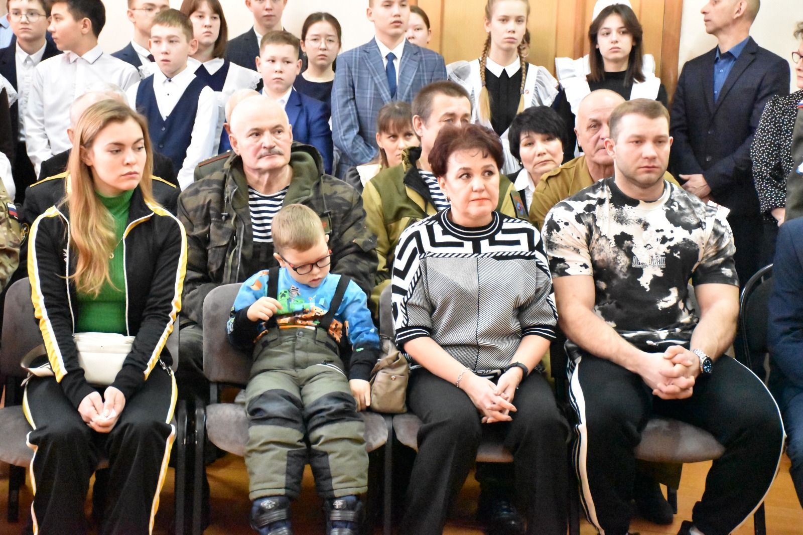 В Кукморской гимназии №1 установили мемориальную доску памяти Ильназа Гайфиева, погибшего в СВО