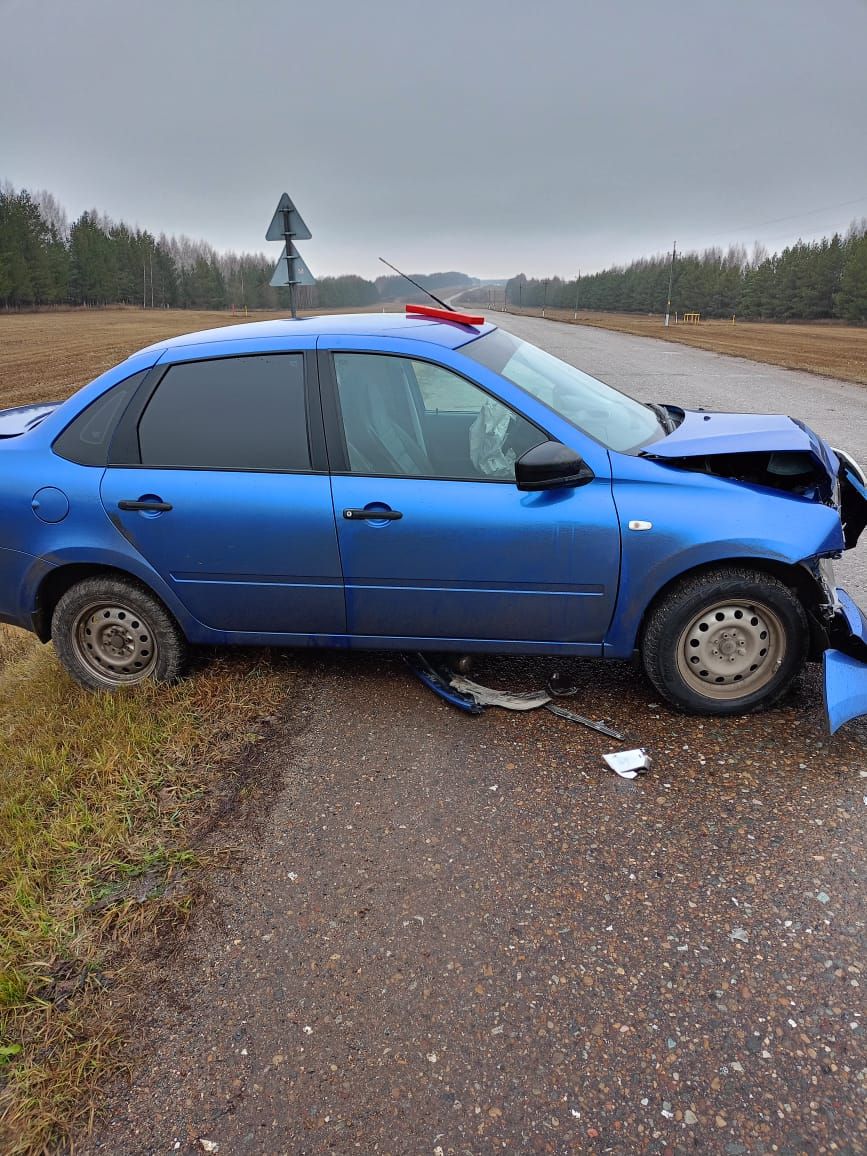 На трассе в Кукморском районе столкнулись два авто, есть пострадавшие