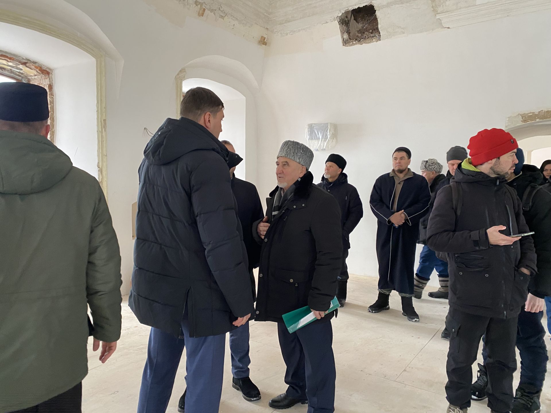 Мәчкәрә авылында реставрация эшләре алып барылучы күпьеллык тарихы булган беренче Җәмигъ мәчетенә ярымай куелды